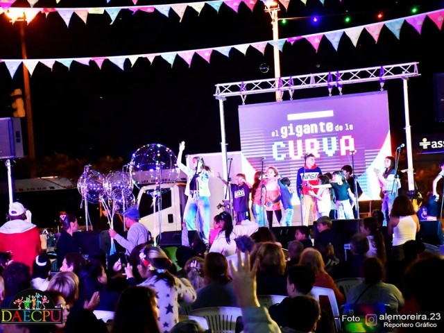 CARNAVAL_DE_A_PIE_BELLONI_010