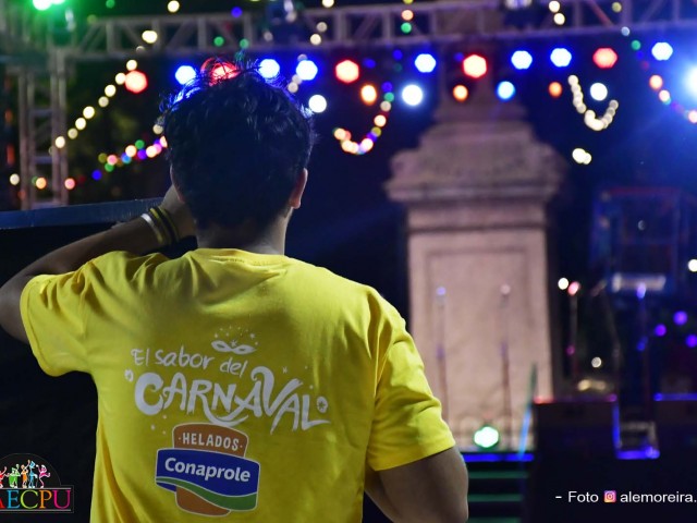 DESFILE-DE-CARNAVAL-098