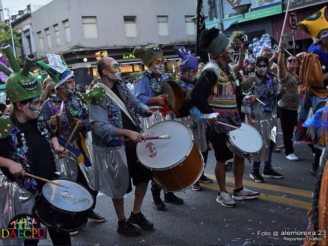DESFILE_DE_CARNAVAL_010