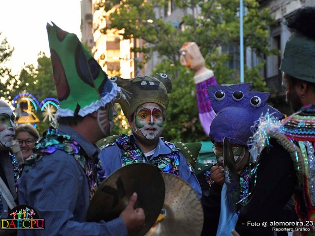 DESFILE_DE_CARNAVAL_011