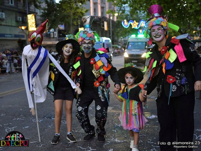 DESFILE_DE_CARNAVAL_035