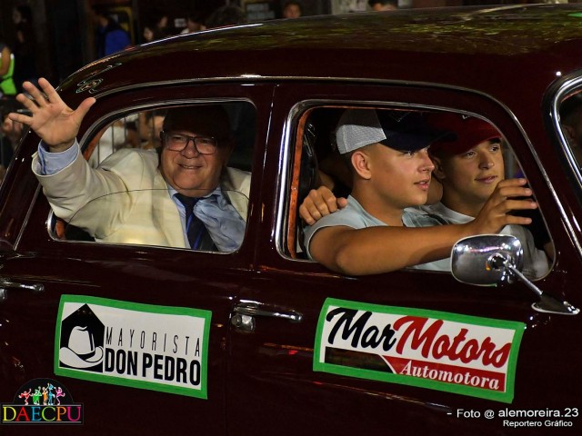 DESFILE_DE_CARNAVAL_059