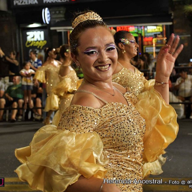 DESFILE_DE_CARNAVAL_075