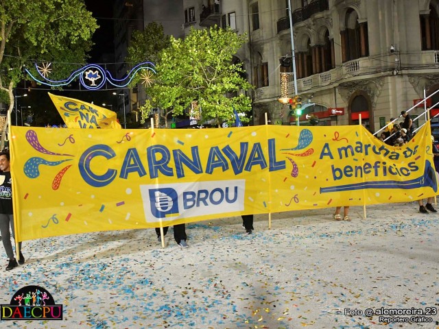 DESFILE_DE_CARNAVAL_139