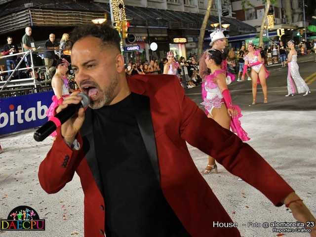 DESFILE_DE_CARNAVAL_153