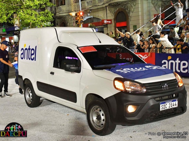 DESFILE_DE_CARNAVAL_202