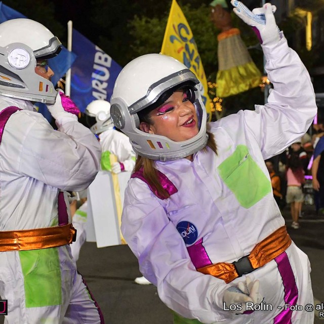 DESFILE_DE_CARNAVAL_203