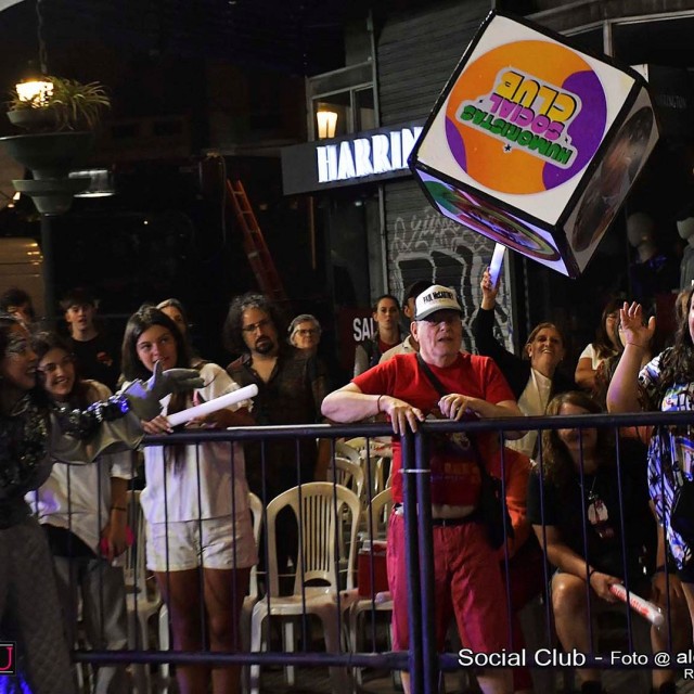 DESFILE_DE_CARNAVAL_215