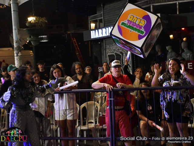 DESFILE_DE_CARNAVAL_215