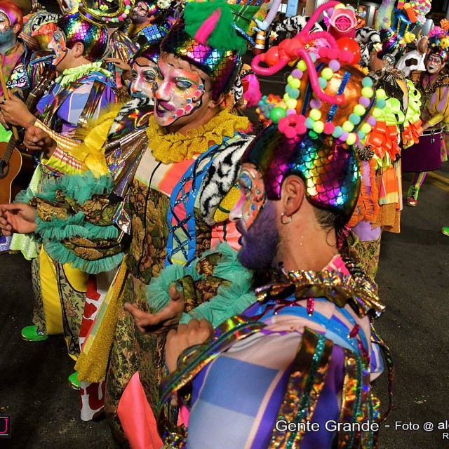 DESFILE_DE_CARNAVAL_220