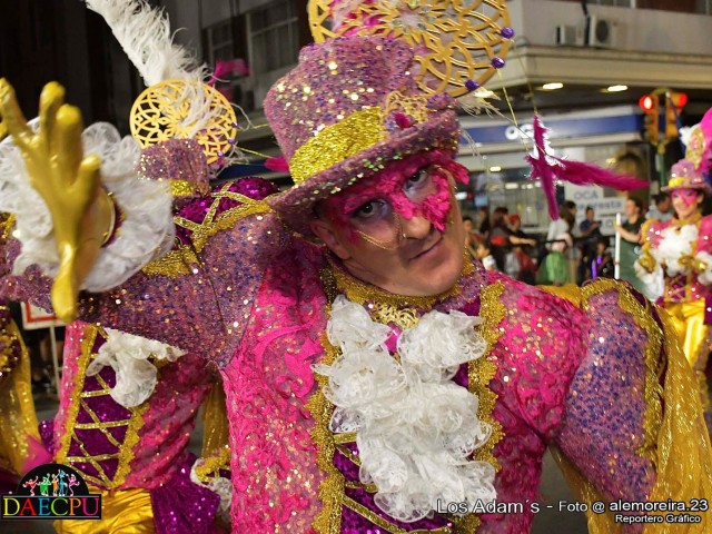 DESFILE_DE_CARNAVAL_260