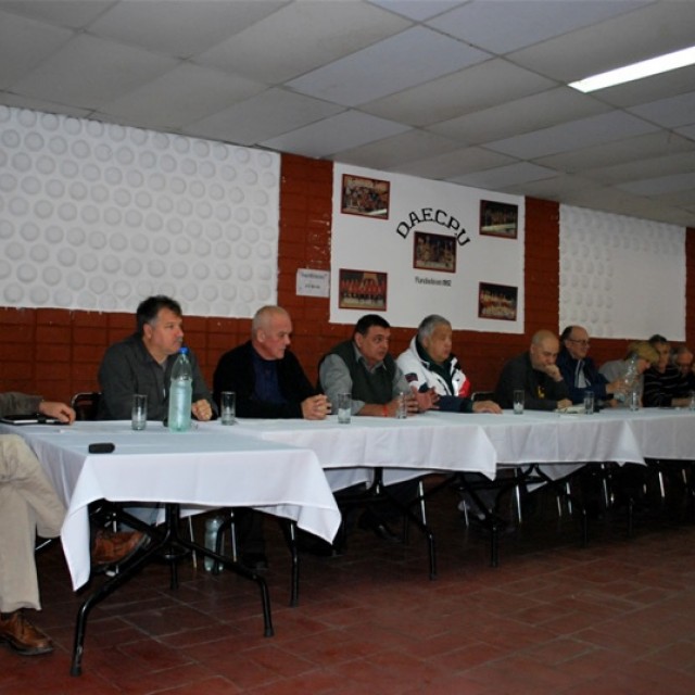 DSC_1742-2352