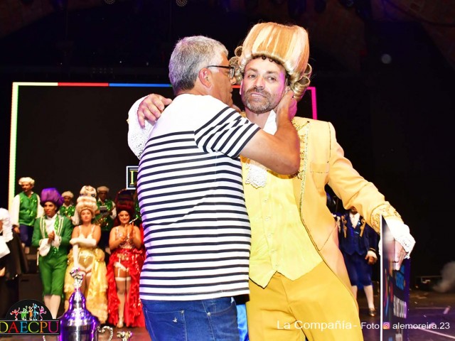 TEATRO-ENTREGA_DE_PREMIOS-01-1105