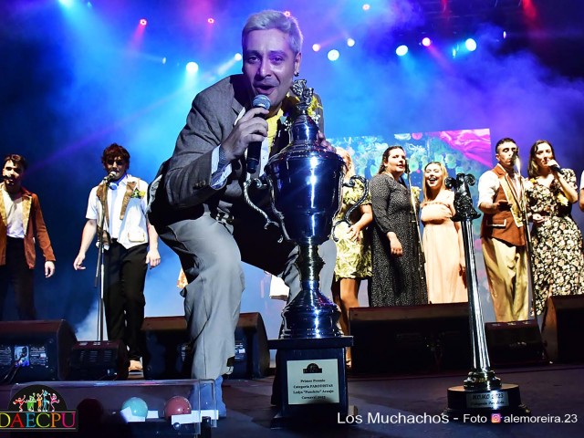 TEATRO-ENTREGA_DE_PREMIOS-01-1129