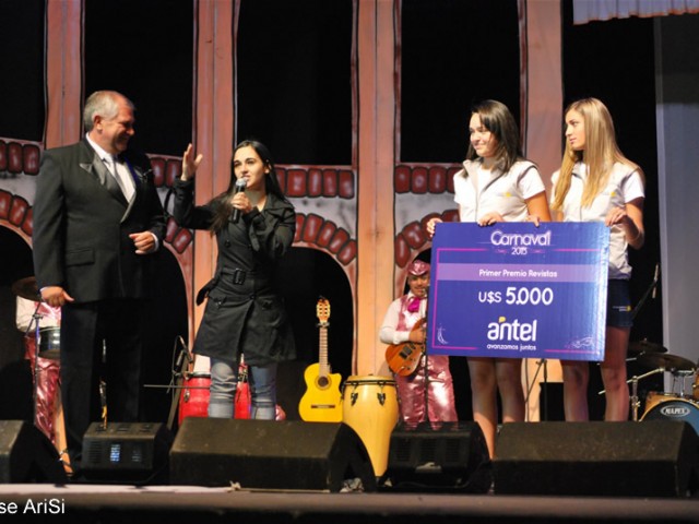 dsc-0919-oakchgnv